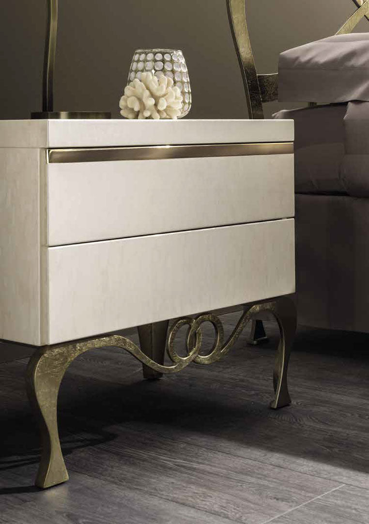 J'adore Bedside Table