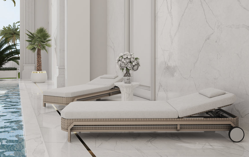 Hampton Wood Sunlounger