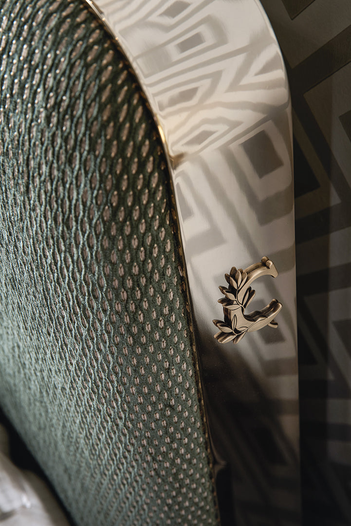 Elvis Bed