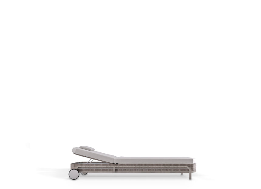 Hampton Wood Sunlounger