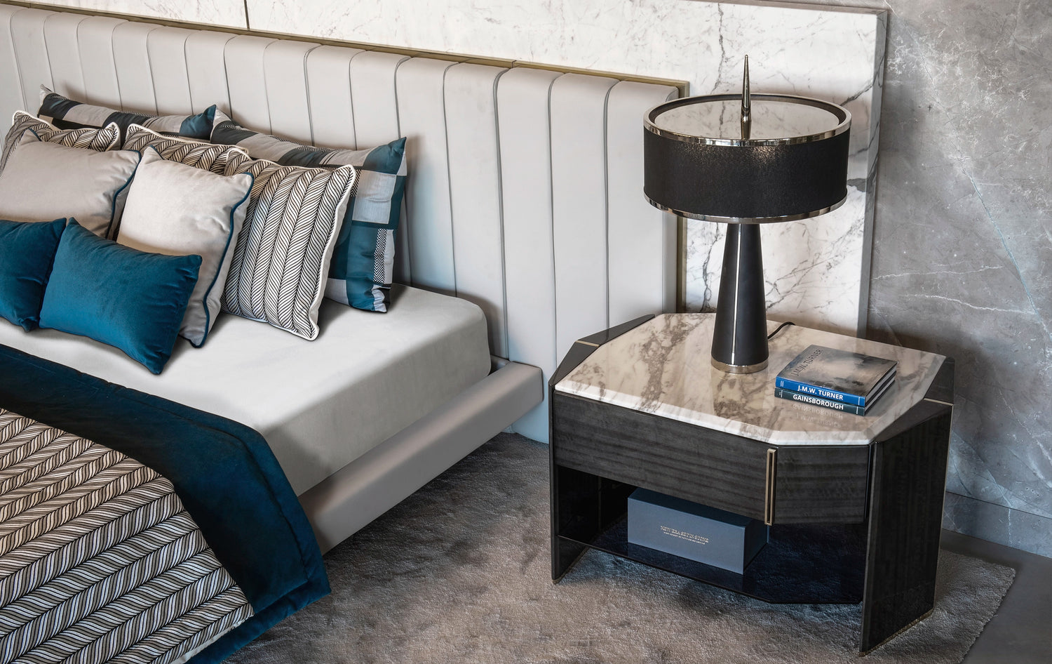 Needle Table Lamp