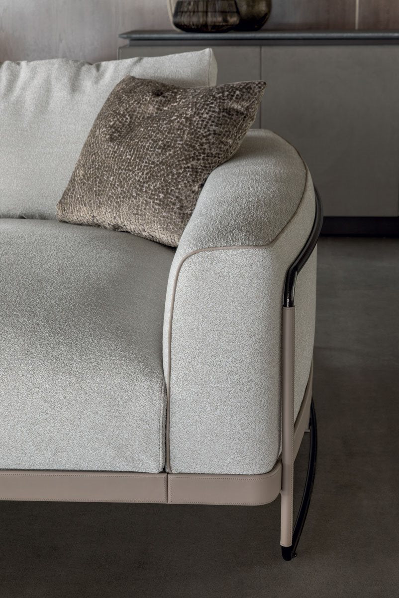 Edgar Sofa