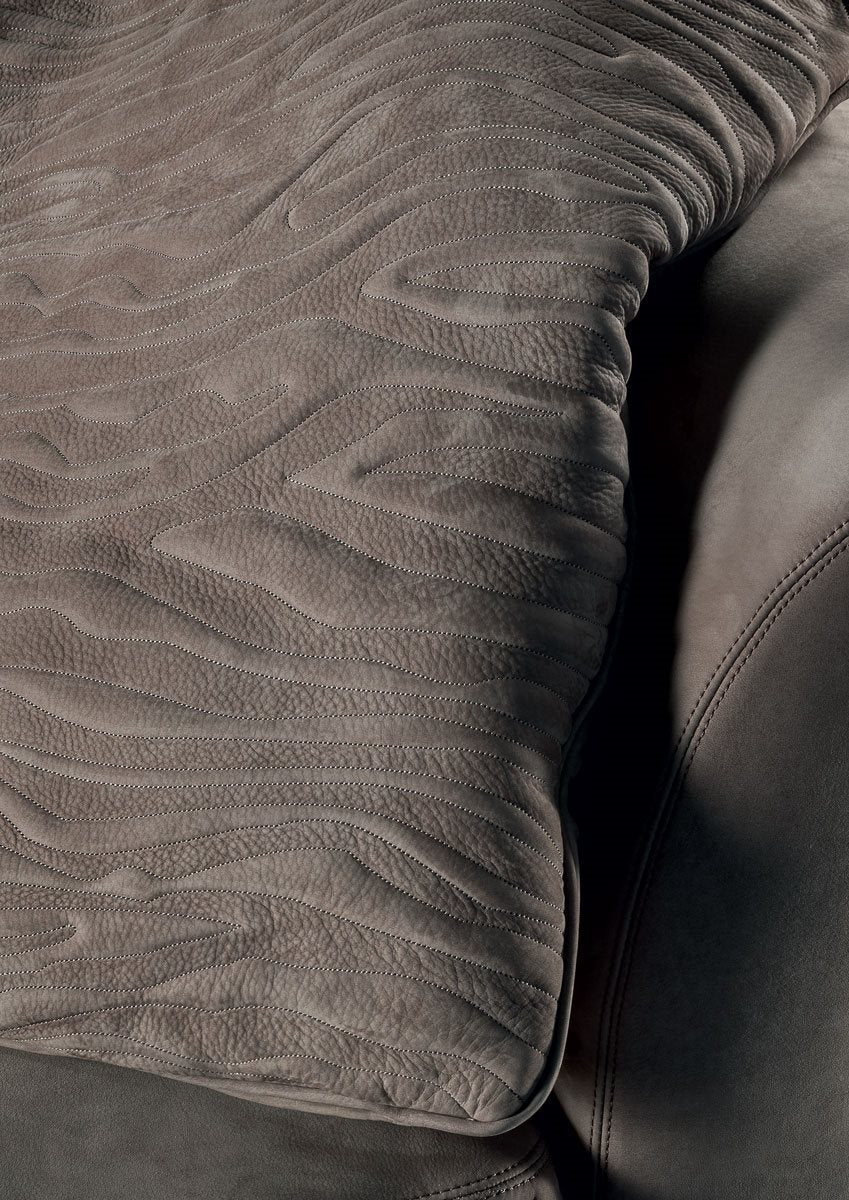 Nip Sofa