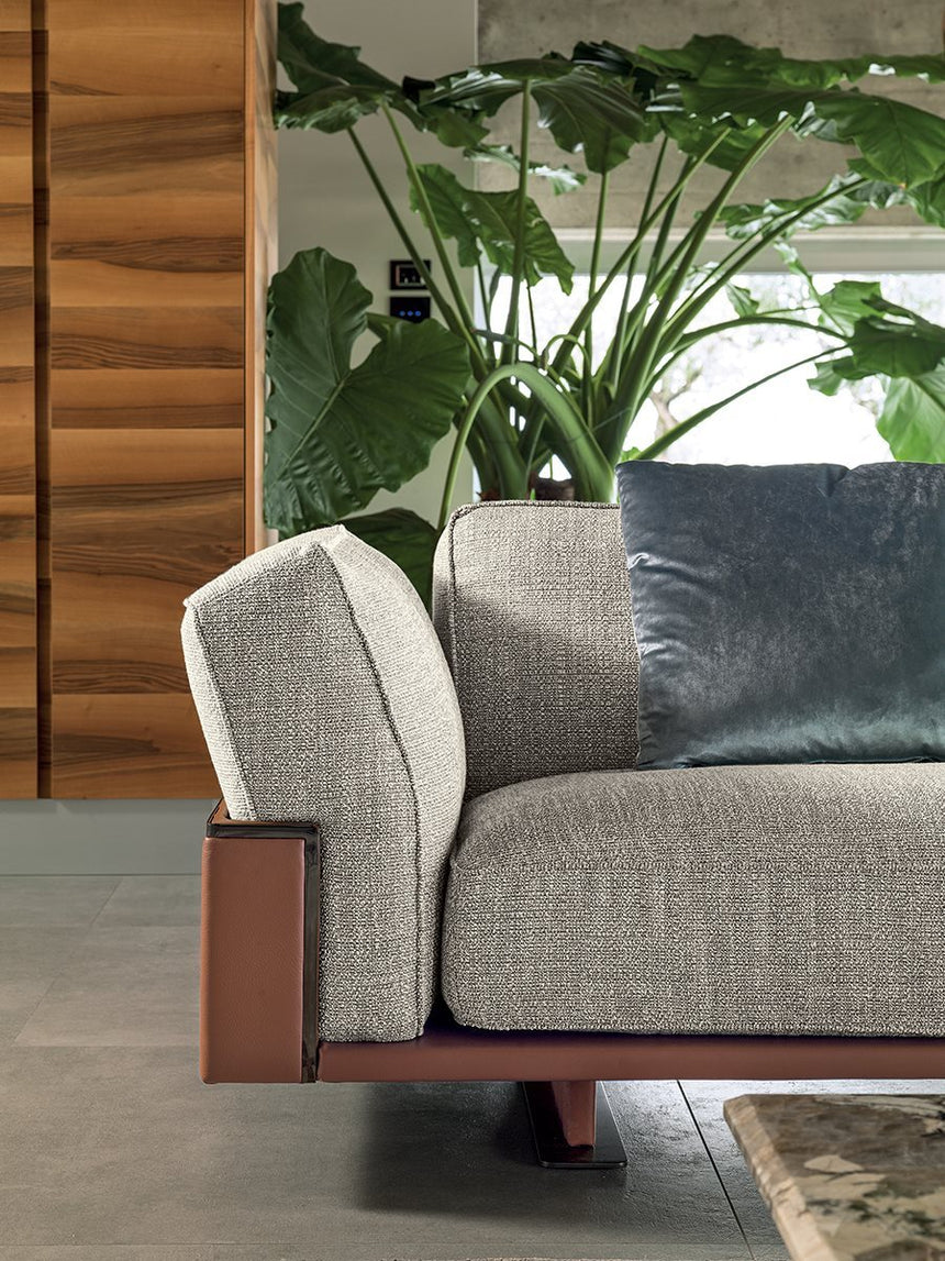 Ritual Sofa