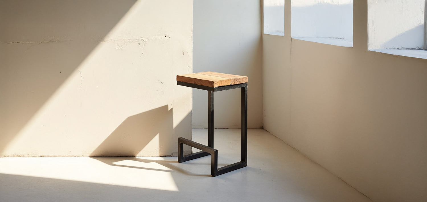 Fontaine Stool