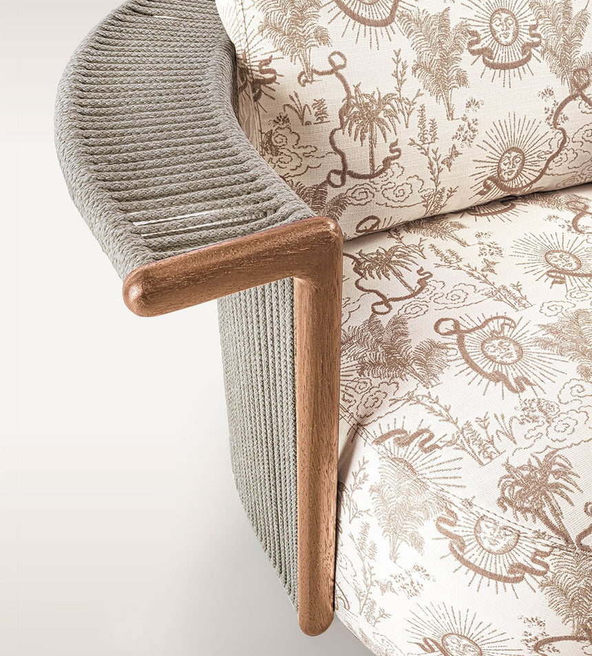 Zephyr Outdoor Chair