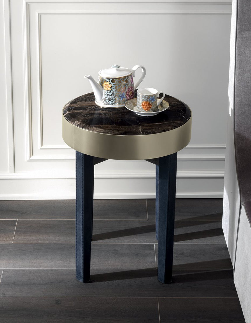Ring Nightstand