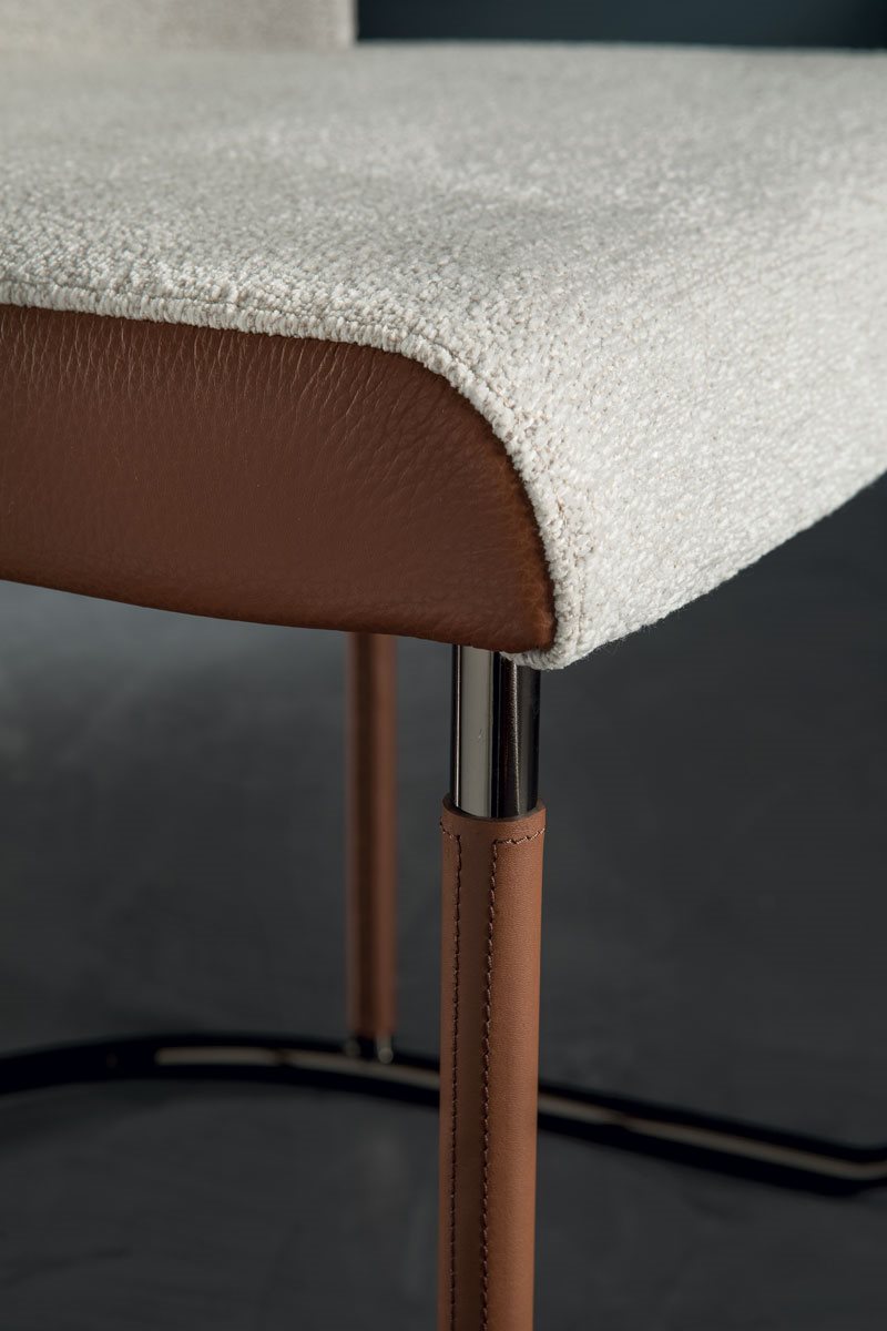 Kira Chair