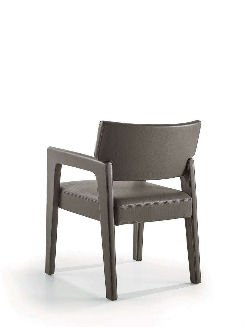 Queen Chair