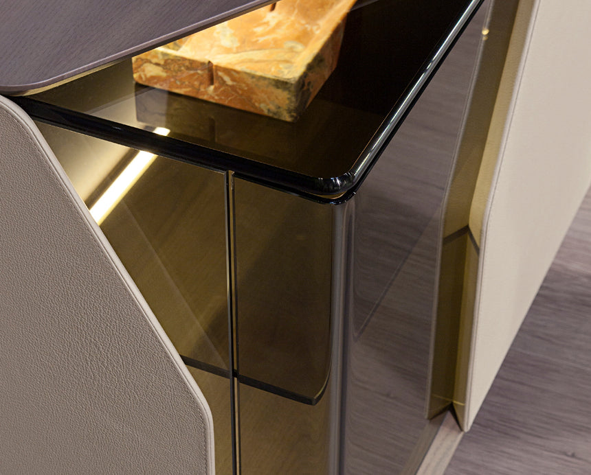 Vine Tv Unit