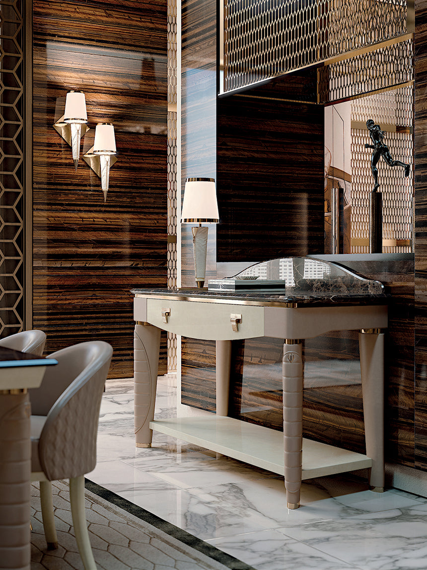 Vogue Console