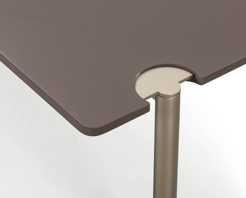 Zero Coffee Tables