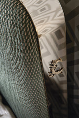 Elvis Bed