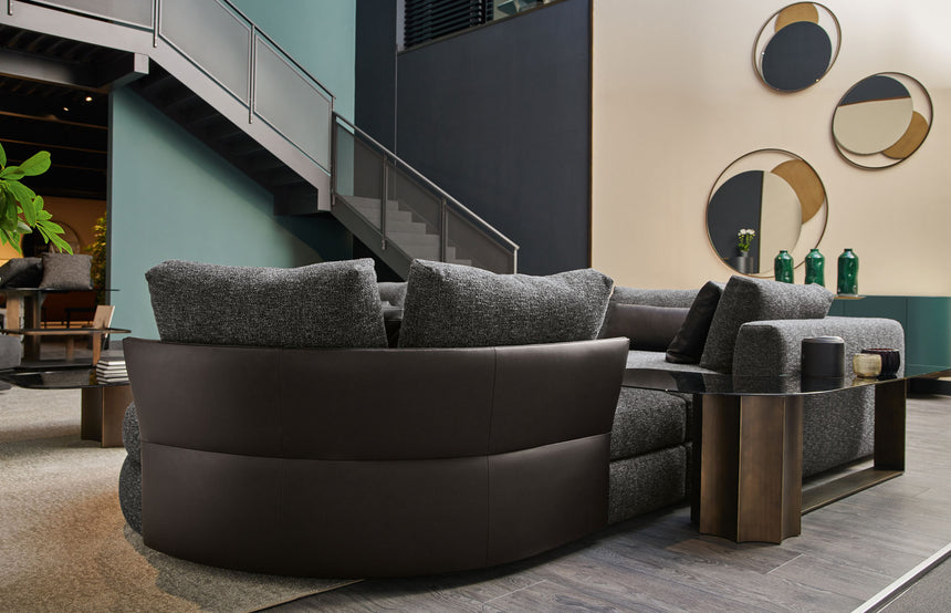 Oasi Sectional