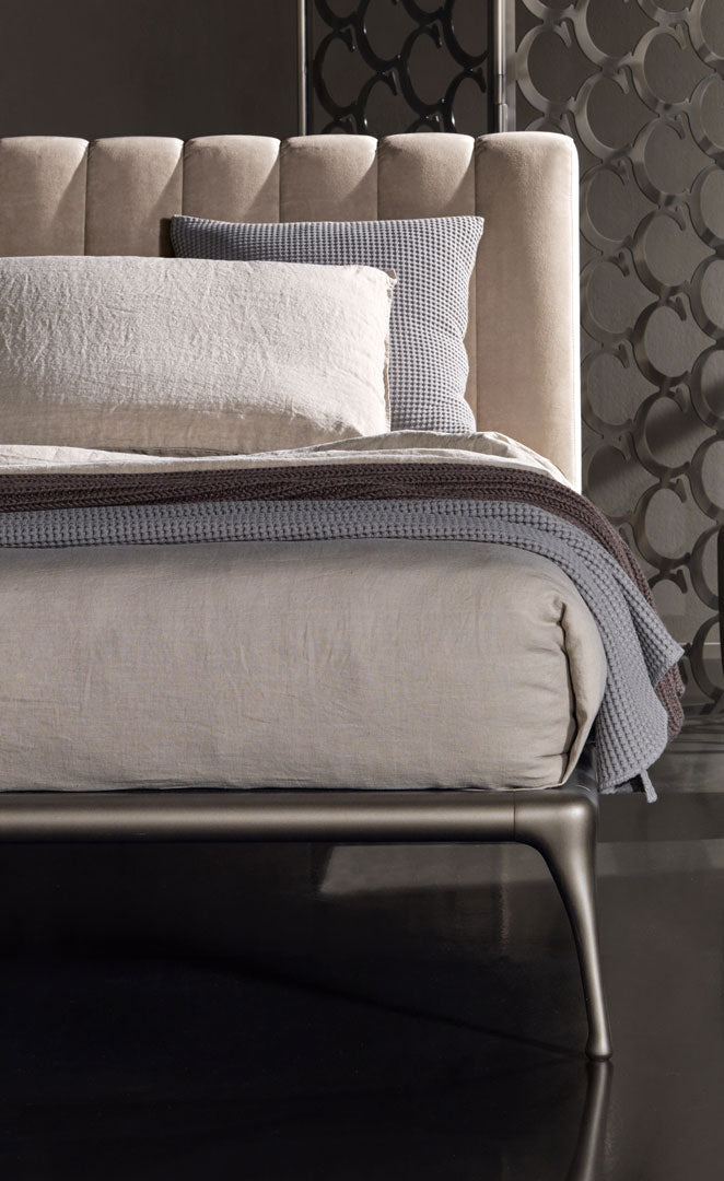Iseo Bed