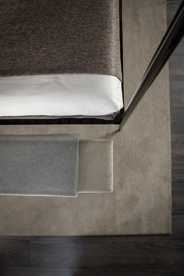 Urbino Canopy Bed