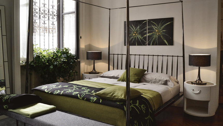 Urbino Canopy Bed
