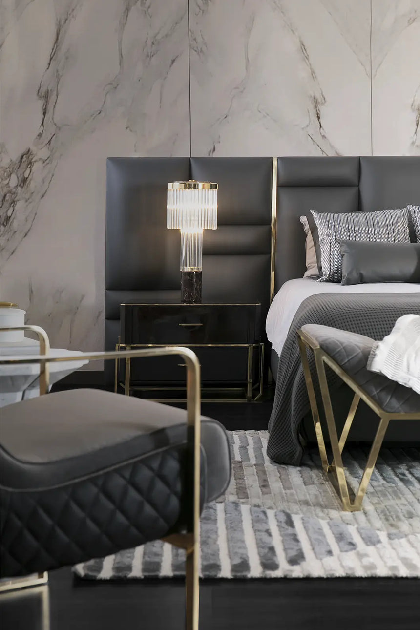Pharo I Table Lamp