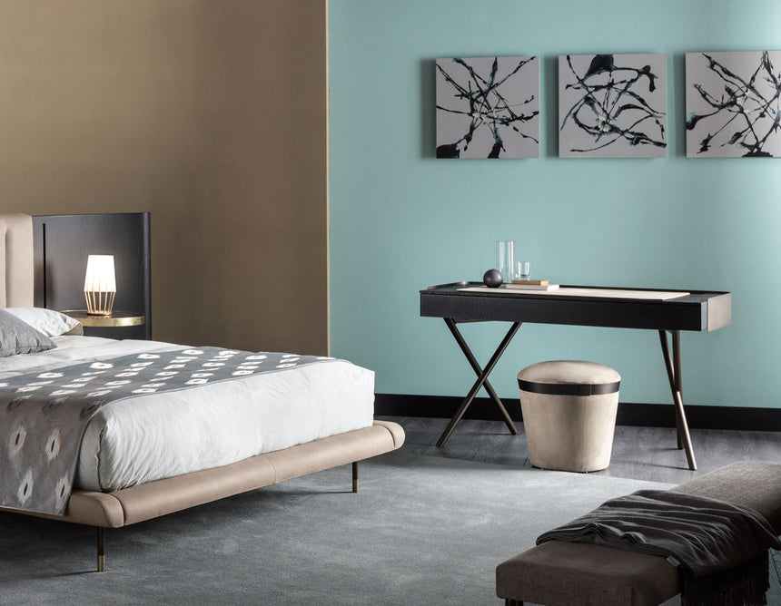 Luis Vanity Table