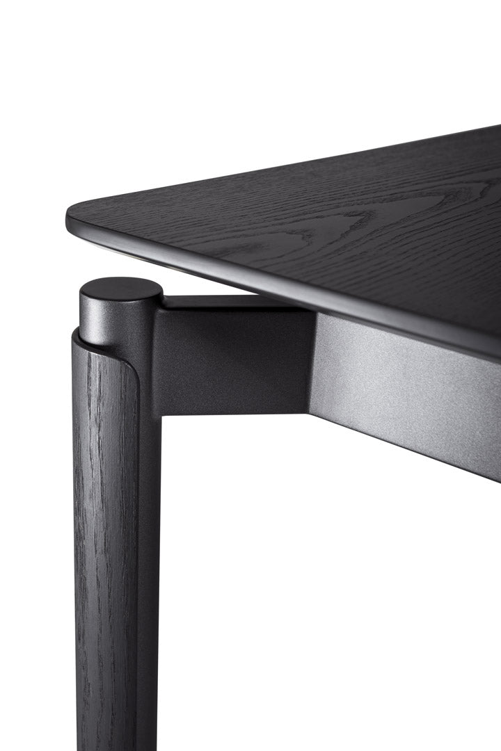 Willow Dining Table