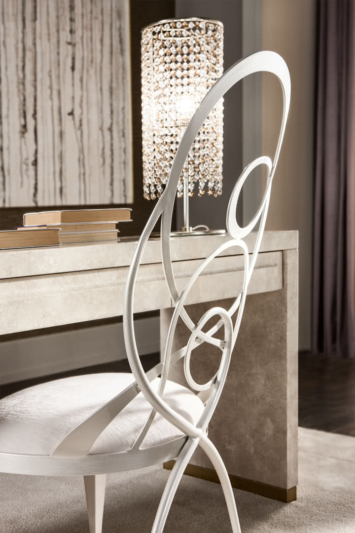 Ghirigori Dining Chair