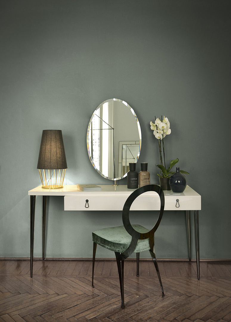 Miss Uncovered Backrest Dining Chair