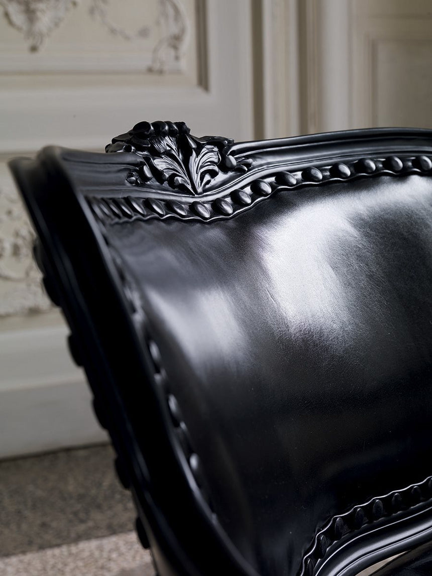 Dalia Armchair