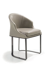 Daphne Chair
