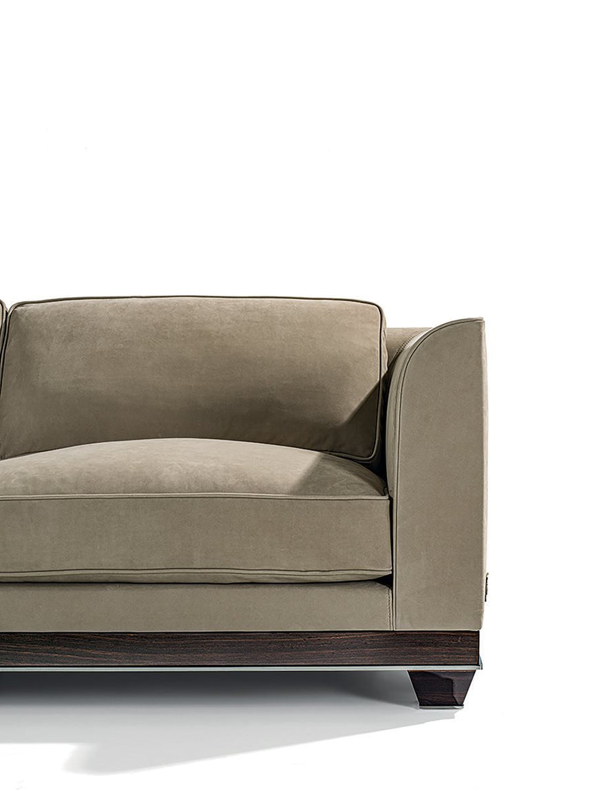 Chopin Classic Sofa