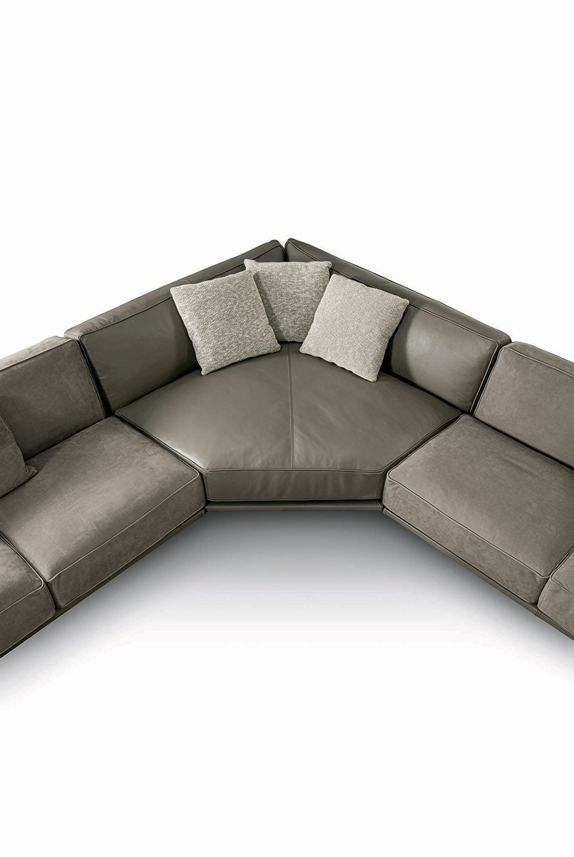 Ritual Sofa