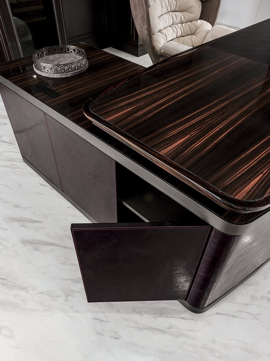 Ector Desk