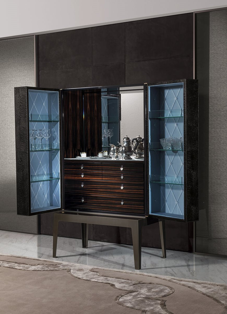 Grandeur Evo Cabinet
