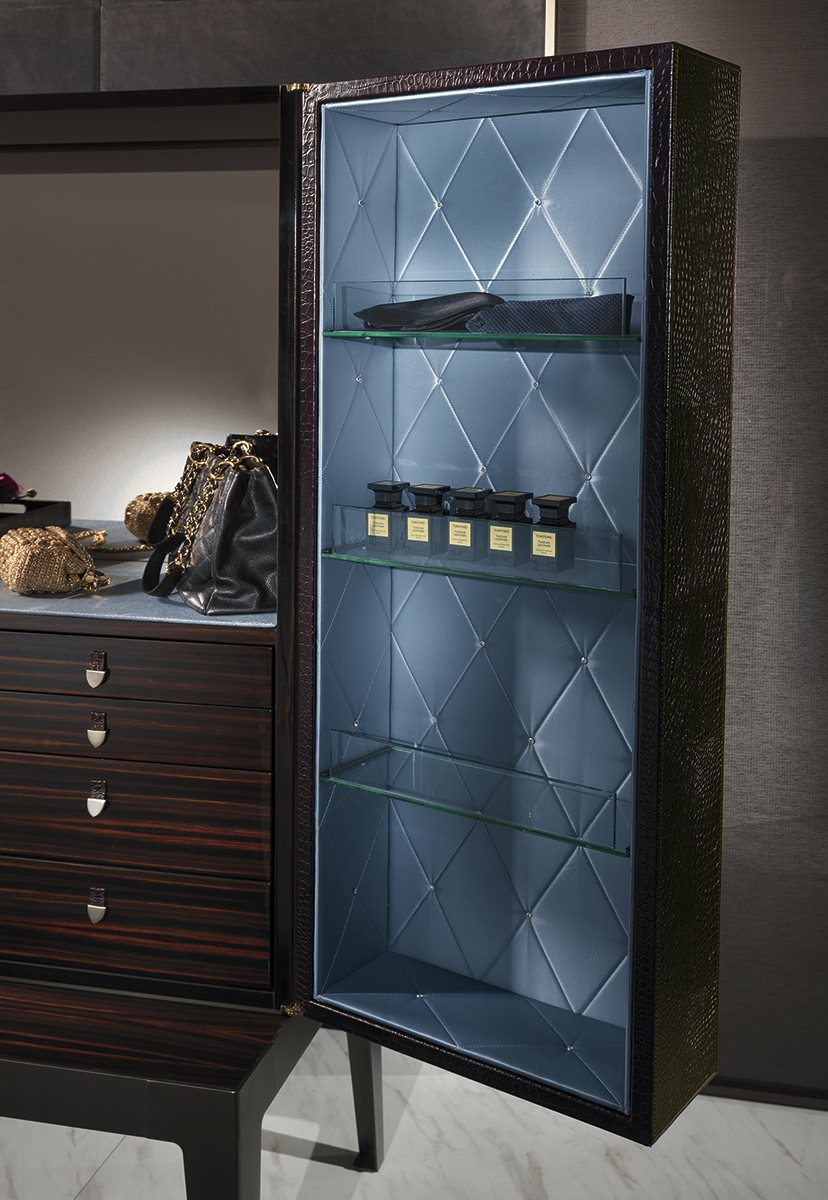 Grandeur Evo Cabinet