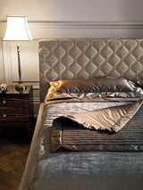 Helmut Bed