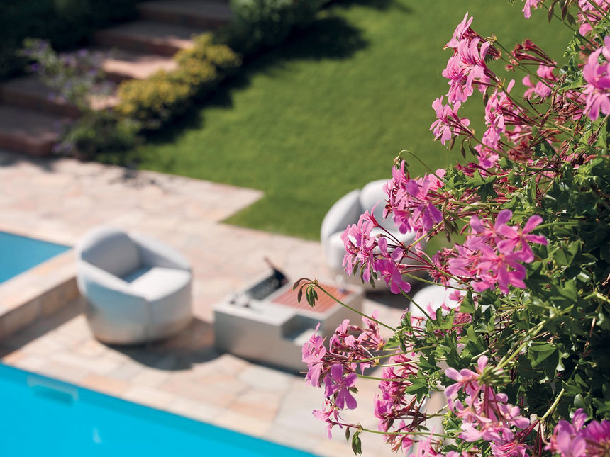 Astrea Outdoor Chair