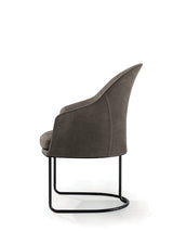 Lily Chair