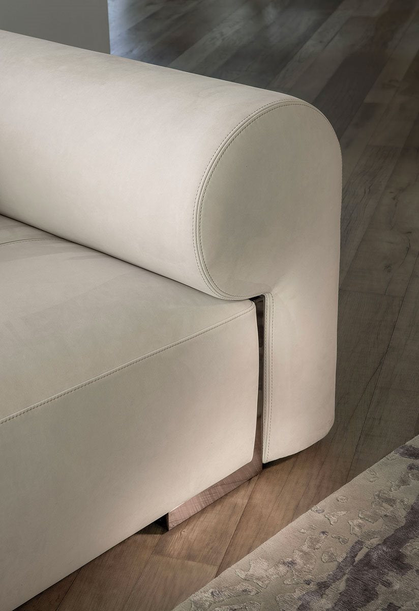 Hug Sofa