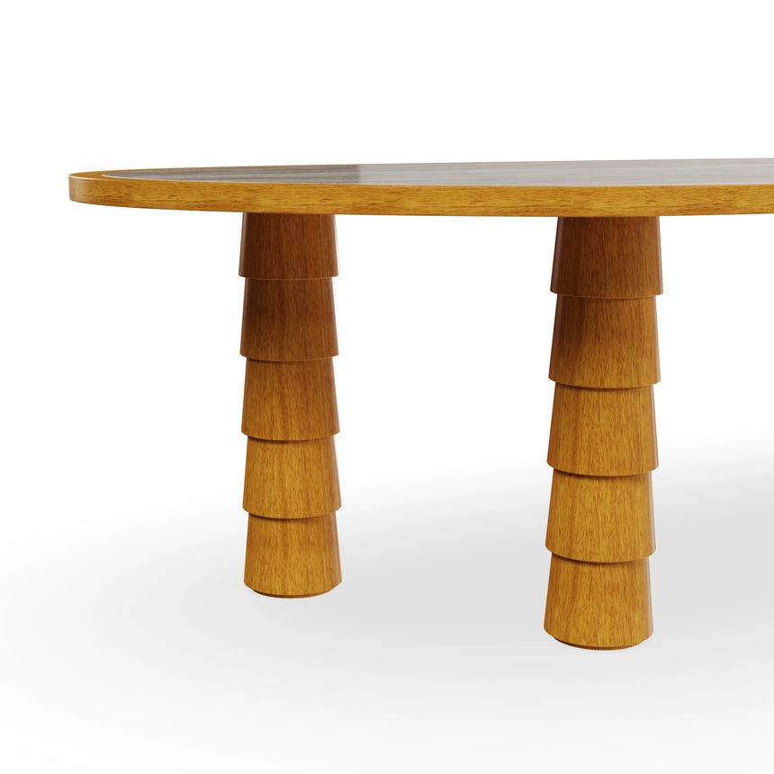 Macarella Dining Table