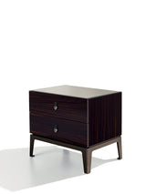 Sir Nightstand