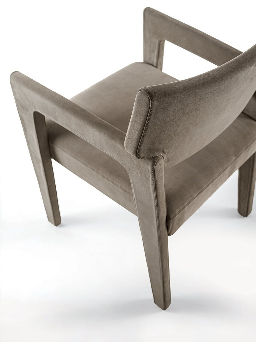 Queen Chair