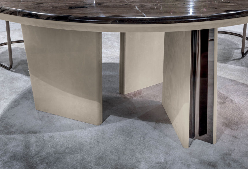 Mouth Dining Table