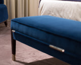 Noir Bench