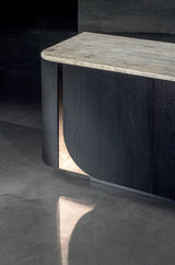 Hold Cabinet