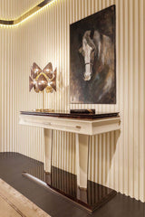 Noir Console