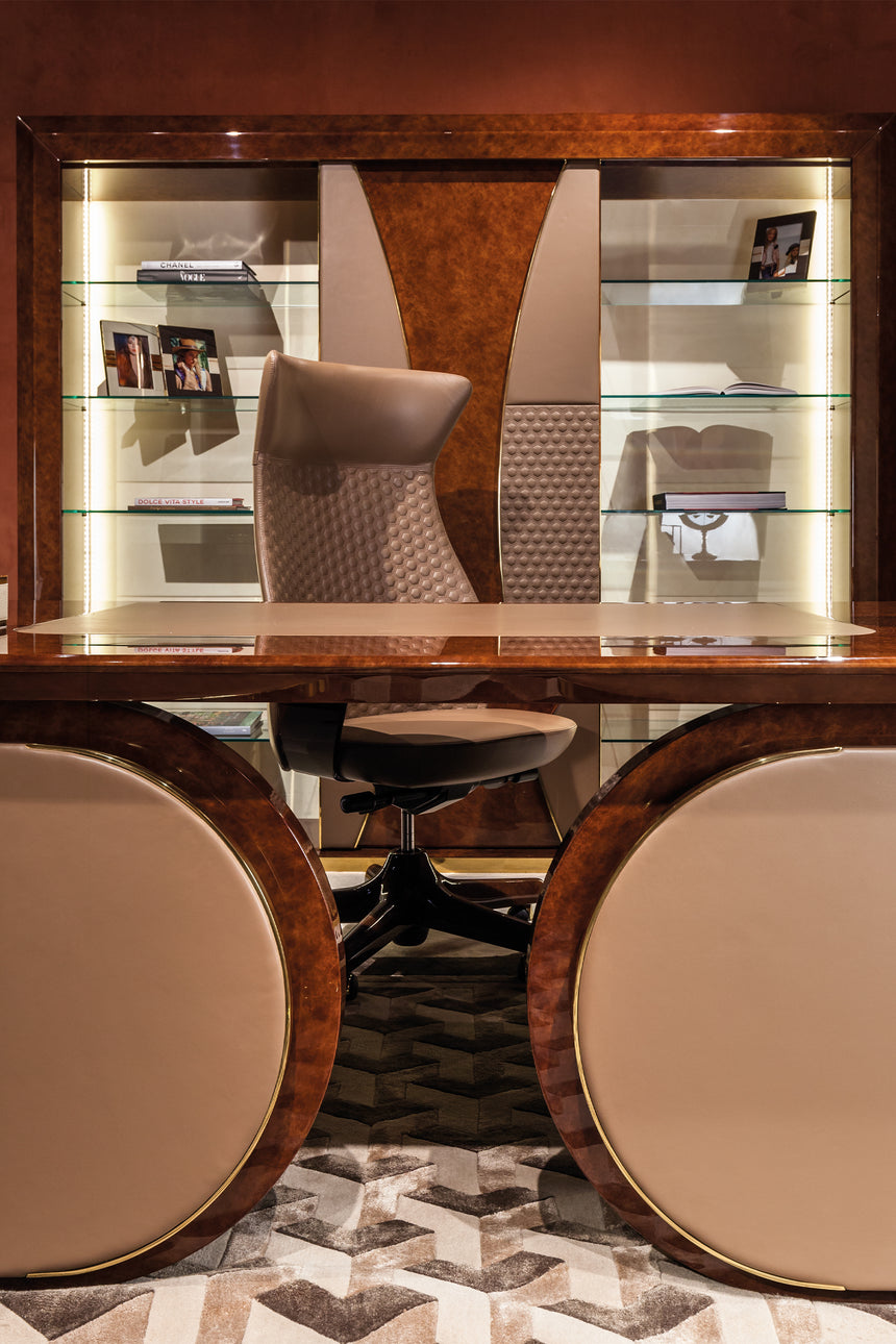 Vogue Desk