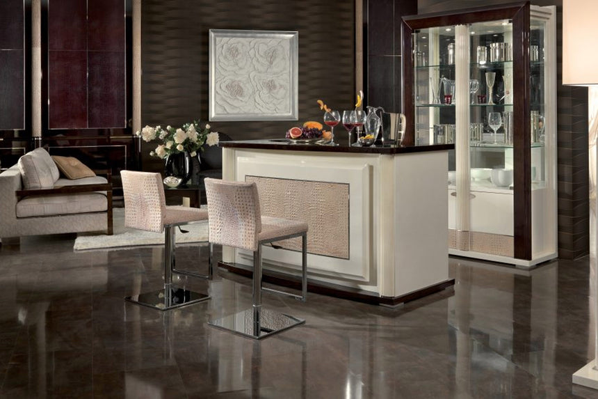 Genesis Stool