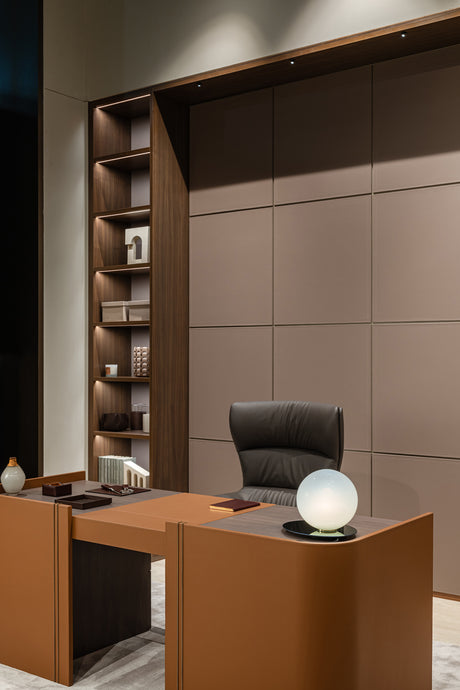 James Desk