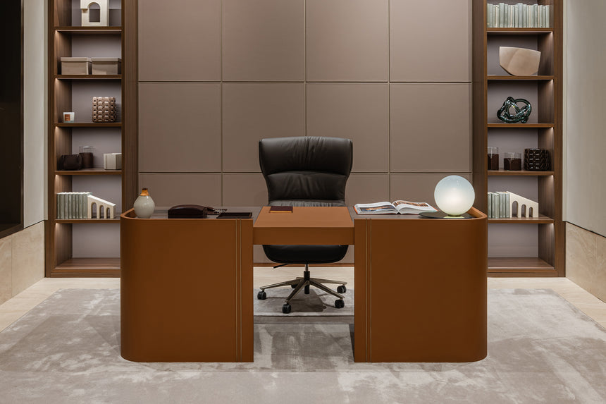 James Desk