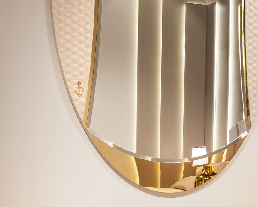 Vogue Mirror
