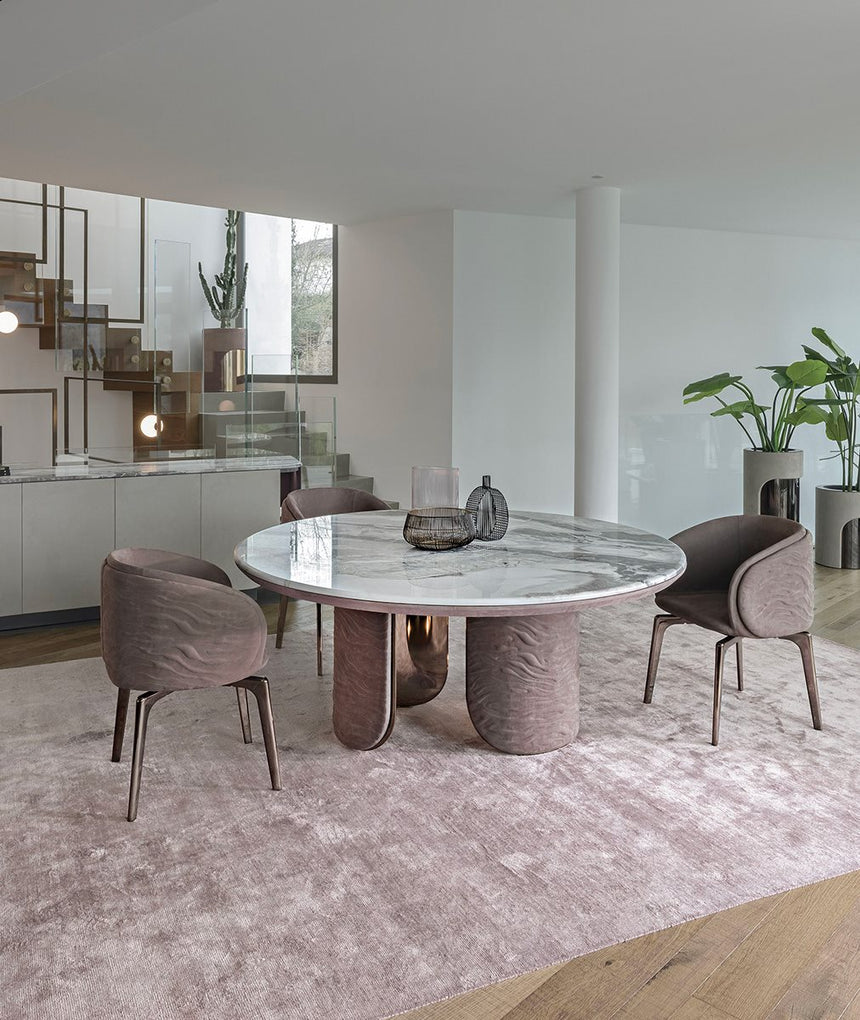 Wing Dining Table
